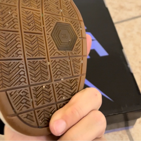 SOLD! - Picture 4 of 6